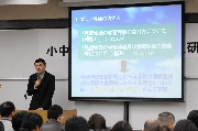 1226英語支援室研修会講演.JPG